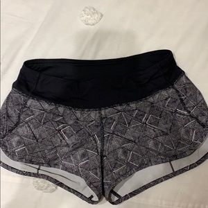 lululemon speed up shorts